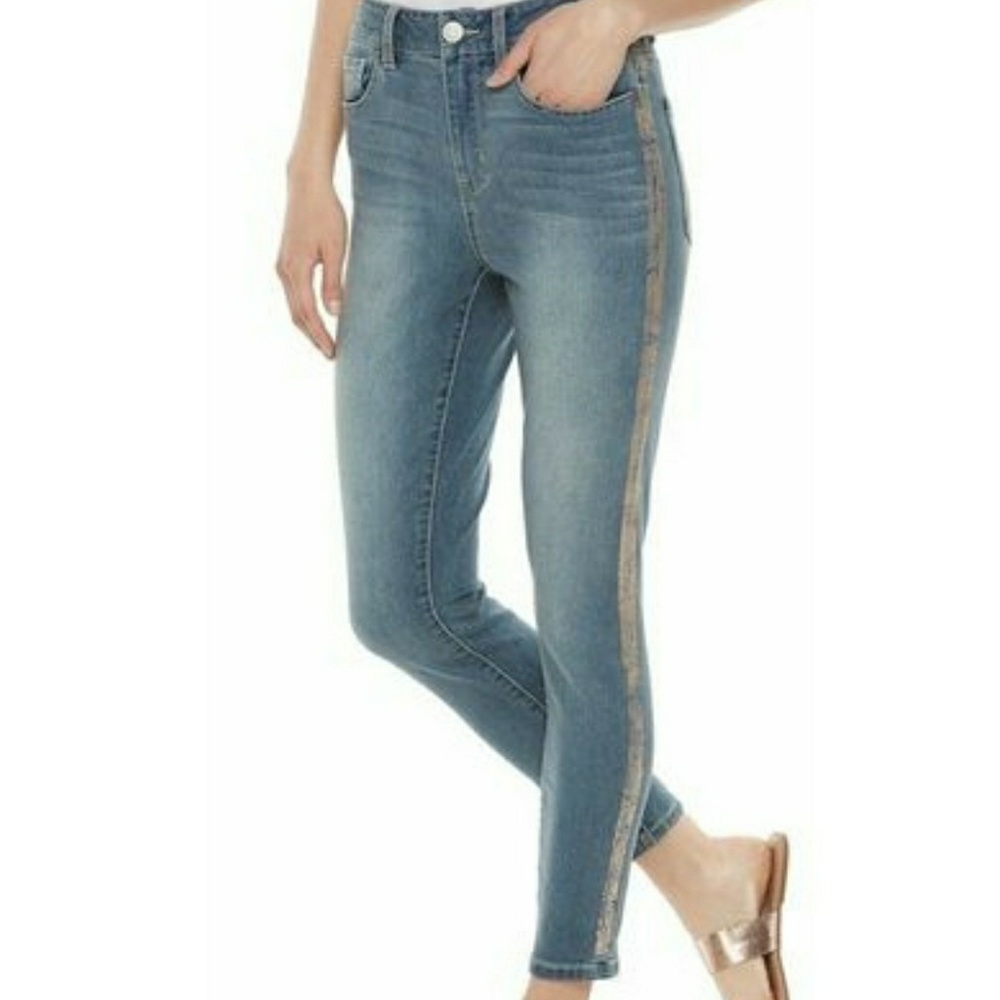 SO NWT Shine Metallic Accent Inset Jean Leggings